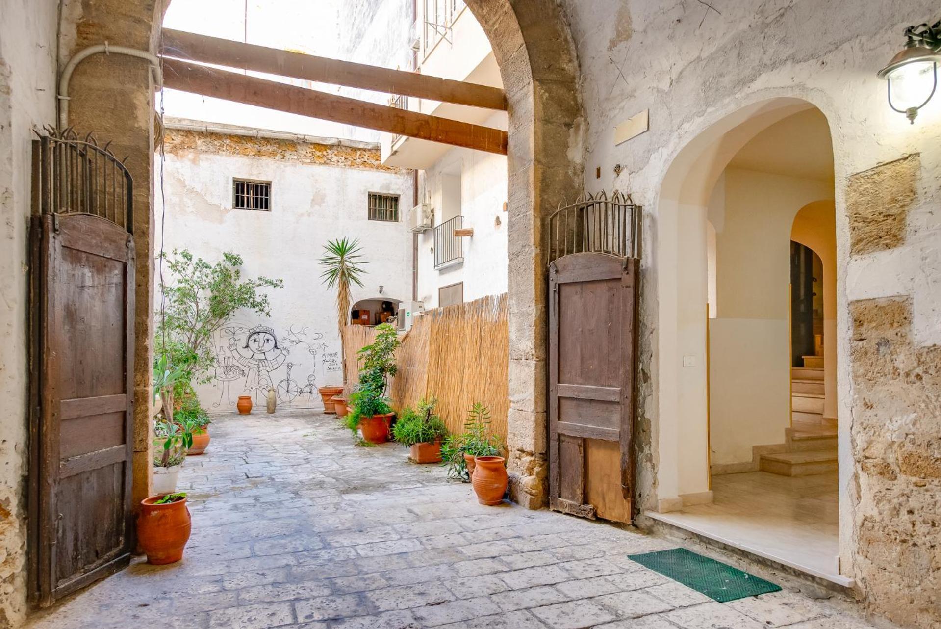 B&B Tommaso Fazello Sciacca Residenza Artistica Eksteriør billede