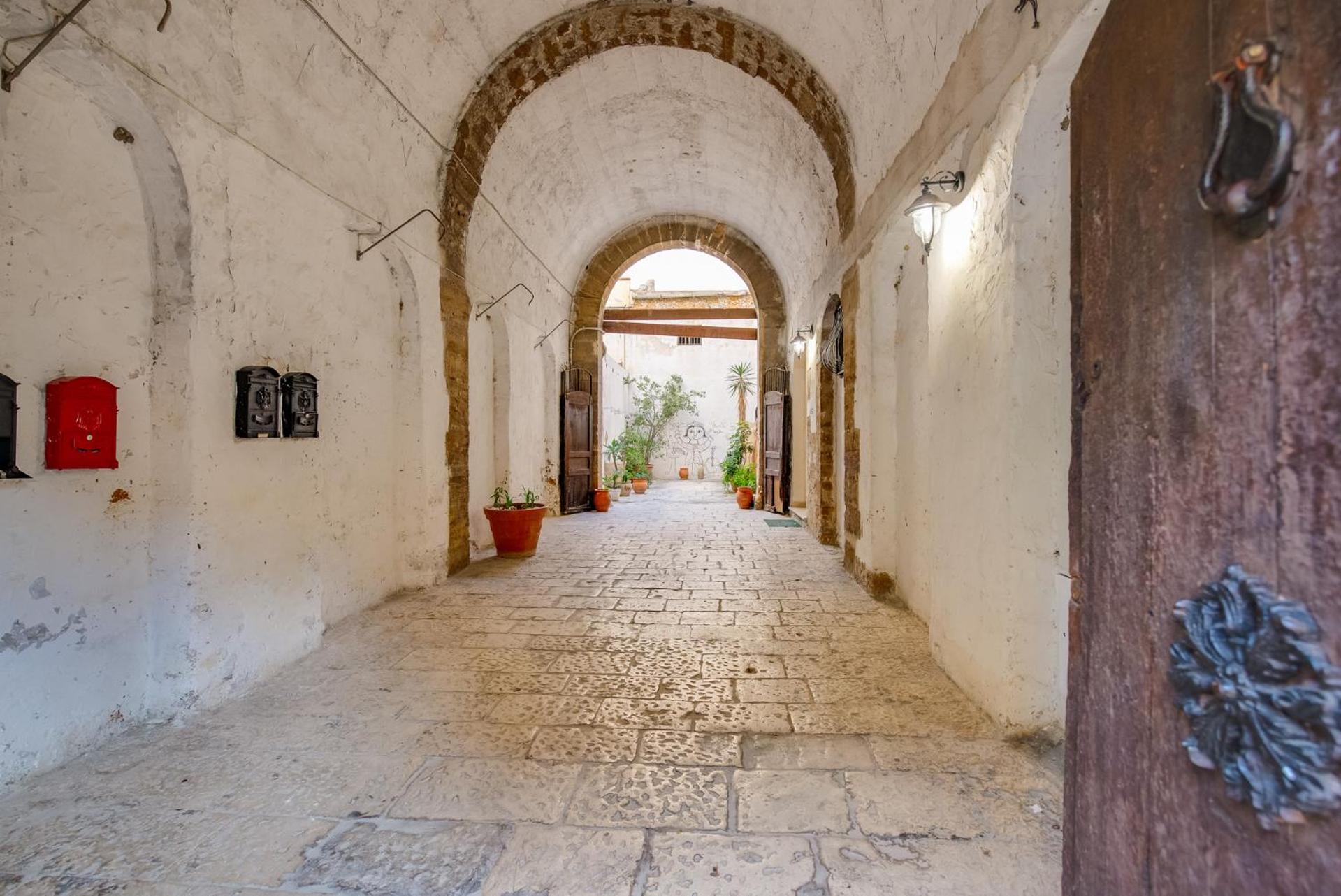 B&B Tommaso Fazello Sciacca Residenza Artistica Eksteriør billede